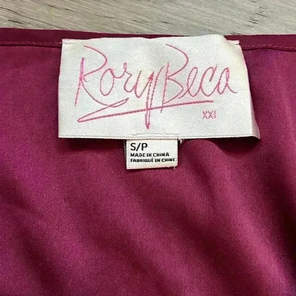 RORY Beca | Plum  fuchsia quarter sleeve blouse - Picture 6 of 9